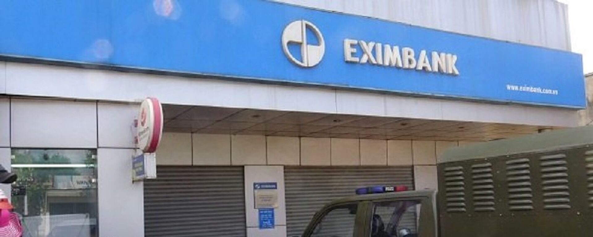 Chi nhánh Ngân hàng Eximbank tại thị xã Buôn Hồ bị trộm cạy trụ ATM - Sputnik Việt Nam, 1920, 24.03.2024