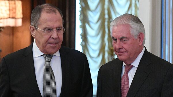 Ngoại trưởng Mỹ Rex Tillerson và Ngoại trưởng Nga Sergei Lavrov - Sputnik Việt Nam