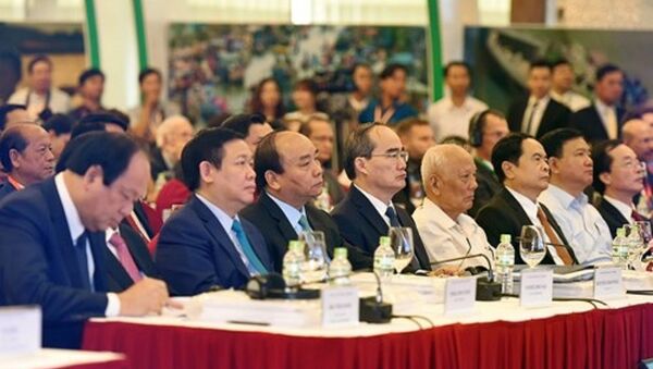 Hội nghị thu hút sự tham dự của lãnh đạo Chính phủ, các ngành và nhiều tổ chức trong, ngoài nước. - Sputnik Việt Nam