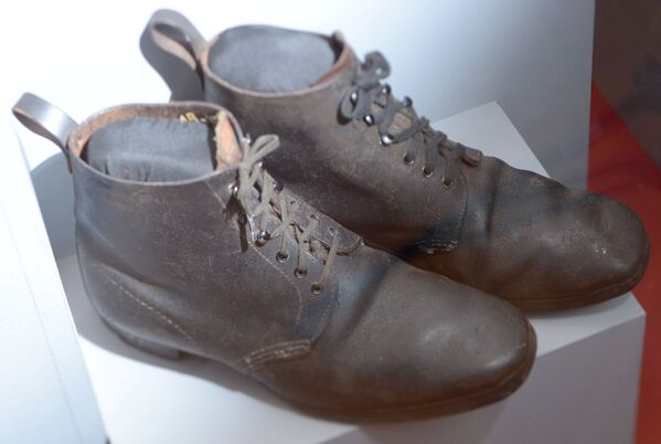 Đôi giày từ bộ đồ leo núi của V.I. Lenin - Sputnik Việt Nam