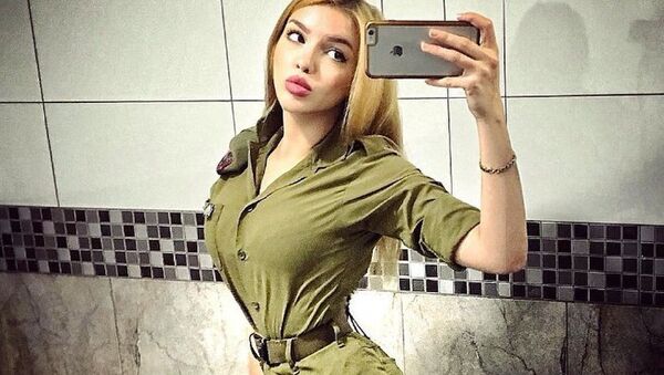 Nữ quân nhân Israel làm sập mạng với ảnh gợi tình trên Instagram (Ảnh) - Sputnik Việt Nam