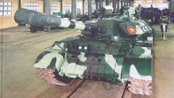Xe tăng T-54B đang được nâng cấp tại Nhà máy Z153 - Sputnik Việt Nam