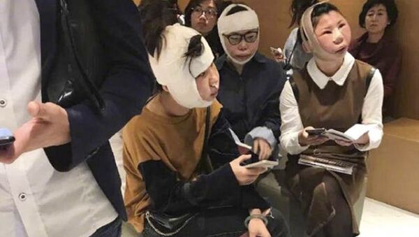 Ba phụ nữ Trung Quốc bị giữ tại sân bay Hàn Quốc sau phẫu thuật thẩm mỹ mặt - Sputnik Việt Nam