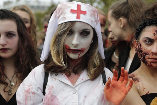 Những người tham gia Diễu hành zombie ở Paris. - Sputnik Việt Nam
