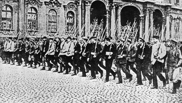 Đội Cận vệ Đỏ trên đường phố Petrograd. Năm 1917 - Sputnik Việt Nam