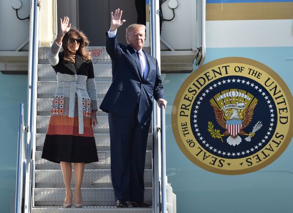Tổng thống Mỹ Donald Trump cùng Phu nhân Melania tại Nhật Bản - Sputnik Việt Nam