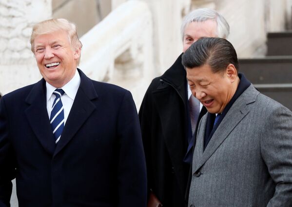 Tổng thống Hoa Kỳ Donald Trump và Chủ tịch Trung Quốc Tập Cận Bình trong Tử Cấm Thành ở Bắc Kinh - Sputnik Việt Nam