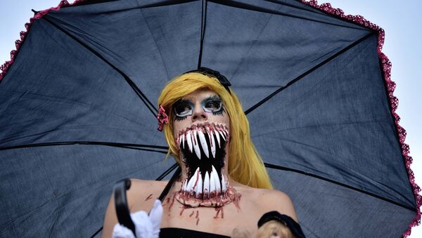 Nữ thành viên hoạt động  “Zombie-mob” ở Mexico City, Mexico - Sputnik Việt Nam