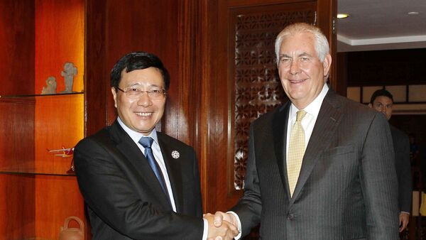 Phó Thủ tướng, Bộ trưởng Ngoại giao Phạm Bình Minh tiếp Ngoại trưởng Hoa Kỳ Rex Tillerson - Sputnik Việt Nam