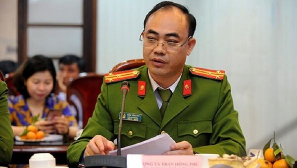 Thượng tá Trần Hồng Phú, Phó cục trưởng Cục cảnh sát đăng ký, quản lý cư trú và dữ liệu quốc gia về dân cư . - Sputnik Việt Nam