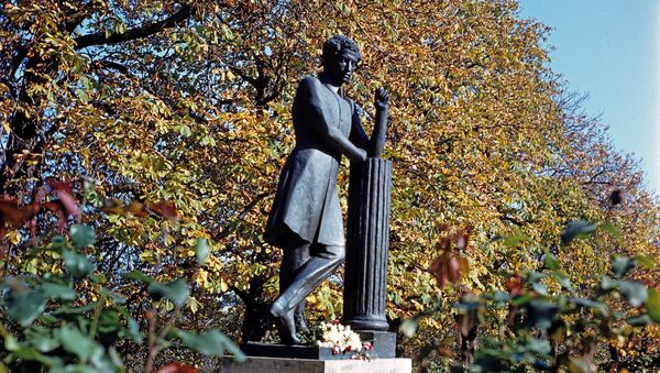 Đài tưởng niệm Pushkin  ở Moldova - Sputnik Việt Nam