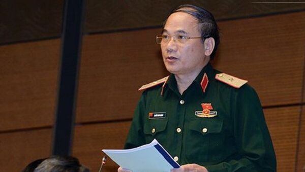 Thiếu tướng Nguyễn Văn Khánh phát biểu trên Hội trường tại Kỳ họp thứ 4, Quốc hội khoá XIV - Sputnik Việt Nam