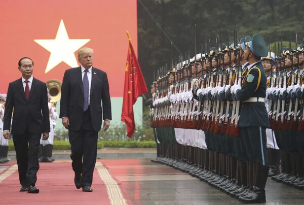 Tổng thống Donald Trump tại Việt Nam Tổng thống Donald Trump tại Việt Nam - Sputnik Việt Nam
