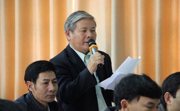 Cử tri Lê Trí Bảy cho rằng ông Huỳnh Đức Thơ không xứng đáng làm Chủ tịch UBND TP Đà Nẵng Cử tri Lê Trí Bảy cho rằng ông Huỳnh Đức Thơ không xứng đáng làm Chủ tịch UBND TP Đà Nẵng - Sputnik Việt Nam