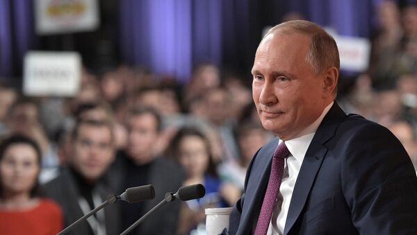 Ngày 14 tháng 12 năm 2017. Cuộc họp báo lớn thường niên của ông Vladimir Putin - Sputnik Việt Nam