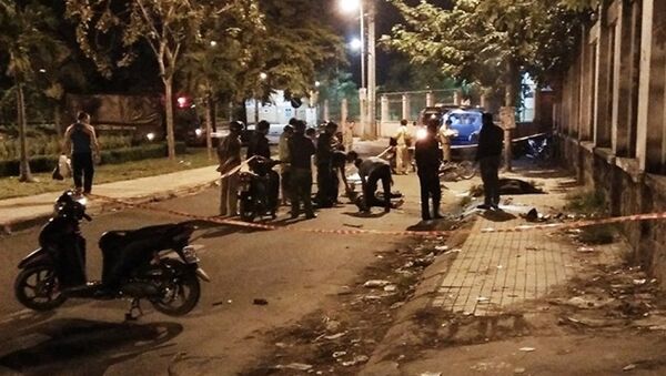 2 thanh niên chết cạnh xe máy ở khúc cua Kênh Nước Đen - Sputnik Việt Nam