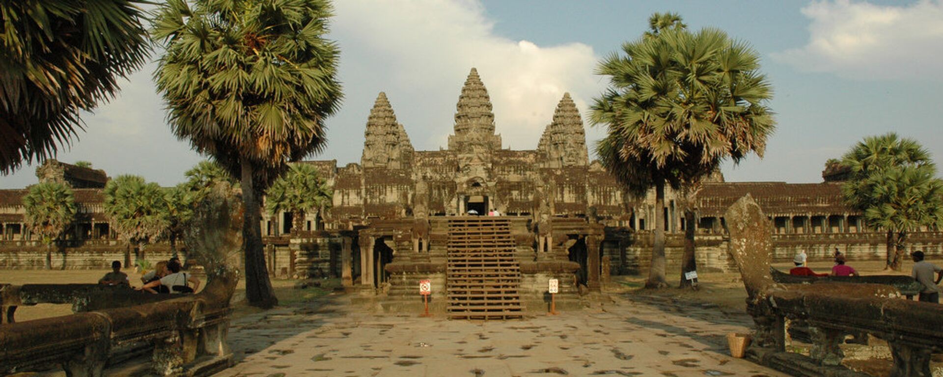Quần thể đền thờ Angkor Wat ở Campuchia - Sputnik Việt Nam, 1920, 19.11.2023