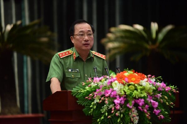 Thượng tướng Nguyễn Văn Thành - thứ trưởng Bộ Công an - phát biểu tại hội nghị Thượng tướng Nguyễn Văn Thành - thứ trưởng Bộ Công an - phát biểu tại hội nghị - Sputnik Việt Nam