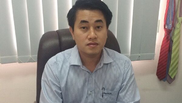 Ông Huỳnh Thanh Phong có trình độ B tiếng Anh khi được bổ nhiệm làm giám đốc Sở Công thương Hậu Giang - Sputnik Việt Nam