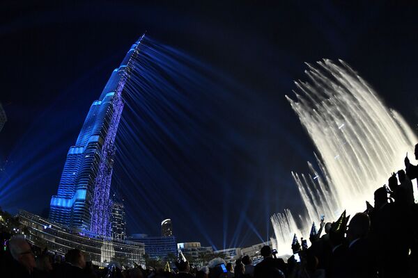 Chương trình laser ở Burj Khalifa (UAE) - Sputnik Việt Nam