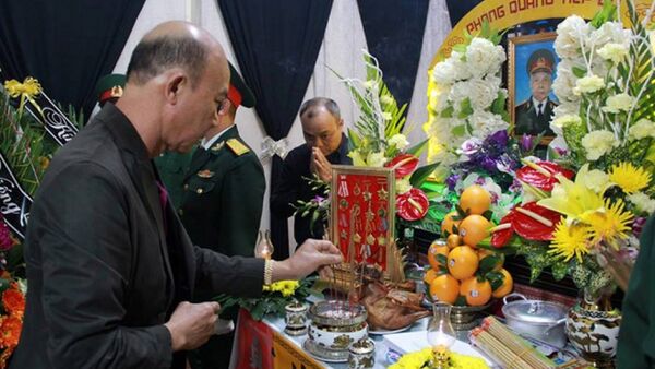 Tang lễ của thiếu tướng Y Blốk Êban được tổ chức tại nhà riêng ở xã Hòa Xuân, TP Buôn Ma Thuột. - Sputnik Việt Nam