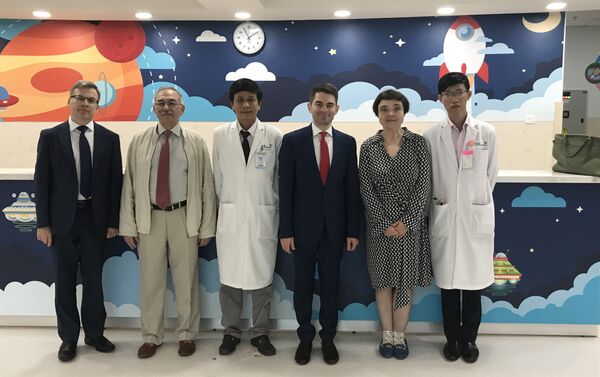 Lãnh đạo Trung tâm nghiên cứu y học quốc gia về huyết học, ung thư học và miễn dịch học trẻ em mang tên Dima Rogachev - Sputnik Việt Nam