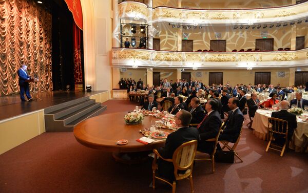 Tổng thống Liên bang Nga tổ chức tiệc chiêu đãi những người đứng đầu phái đoàn tham dự hai hội nghị thượng đỉnh BRICS và SCO ngày 9 tháng 7 - Sputnik Việt Nam