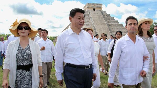 Chủ tịch Tập Cận Bình thăm di tích Chichen Itza cùng Tổng thống Mexico Enrique Pena Nieto - Sputnik Việt Nam