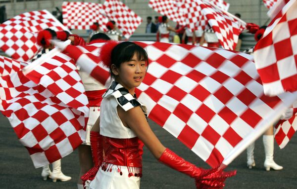 Grid girls trong lễ khai mạc giải Grand Prix Formula-1 tại Thượng Hải - Sputnik Việt Nam