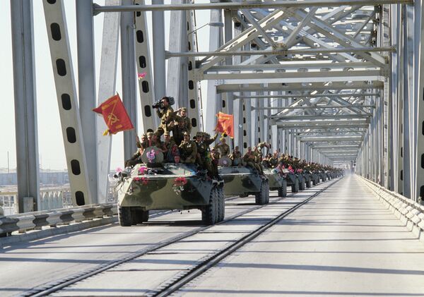Liên Xô rút quân đội khỏi Cộng hoà Dân chủ Afghanistan (DRA). Liên Xô rút quân đội khỏi Cộng hoà Dân chủ Afghanistan (DRA). - Sputnik Việt Nam