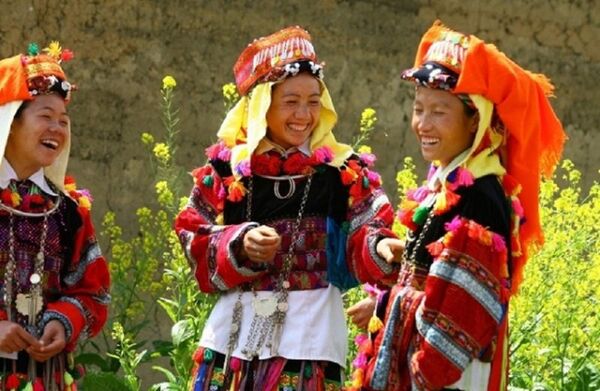 Người Lô Lô đón Tết bằng cách… ăn trộm. Người Lô Lô đón Tết bằng cách… ăn trộm. - Sputnik Việt Nam
