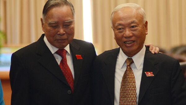 Nguyên Thủ tướng Phan Văn Khải và nguyên Chủ tịch QH Nguyễn Văn An - Sputnik Việt Nam