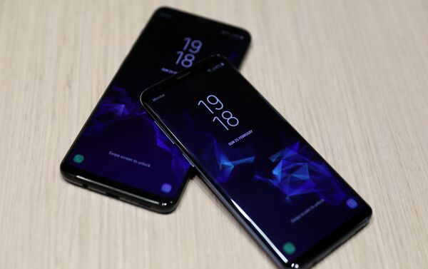 Samsung vừa ra mắt bộ đôi Galaxy S9 và Galaxy S9+ trong khuôn khổ sự kiện MWC tại Barcelona, Tây Ban Nha - Sputnik Việt Nam