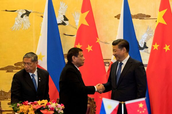 Phi đạo đức: Philippines phản đối Trung Quốc về vụ đâm chìm tàu cá ở Biển Đông Phi đạo đức: Philippines phản đối Trung Quốc về vụ đâm chìm tàu cá ở Biển Đông - Sputnik Việt Nam