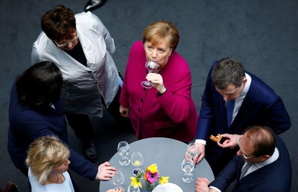 Thủ tướng Đức Angela Merkel ở Berlin - Sputnik Việt Nam