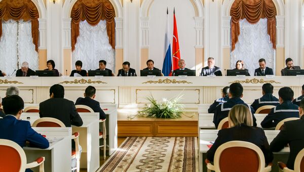 Ngày 16 tháng 3 năm 2018, tại St. Petersburg đã diễn ra hội nghị quốc tế kỷ niệm 95 năm lần đầu tiên Chủ tịch Hồ Chí Minh đến thành phố. - Sputnik Việt Nam