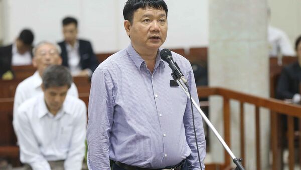 Bị cáo Đinh La Thăng tại phiên tòa - Sputnik Việt Nam
