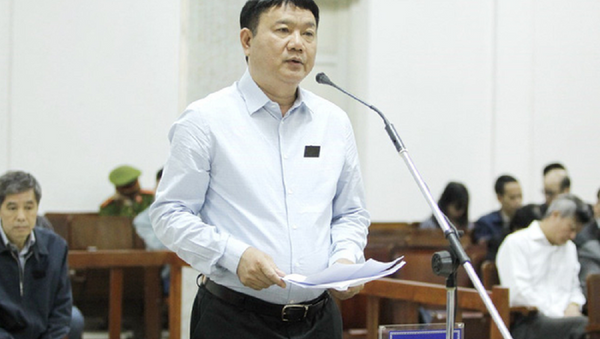Bị cáo Đinh La Thăng tự bào chữa tại tòa - Sputnik Việt Nam