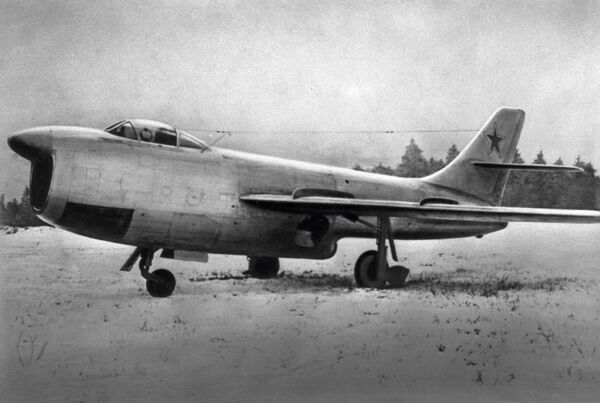 Máy bay tiêm kích - đánh chặn Su-15 - Sputnik Việt Nam