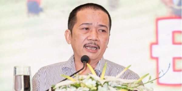Chuyên gia kinh tế - TS Bùi Trinh cho rằng, khách du lịch đến Việt Nam không phải vì mại dâm, cũng không nên vì mục tiêu kinh tế mà phải hợp thức hóa mại dâm. Chuyên gia kinh tế - TS Bùi Trinh cho rằng, khách du lịch đến Việt Nam không phải vì mại dâm, cũng không nên vì mục tiêu kinh tế mà phải hợp thức hóa mại dâm. - Sputnik Việt Nam