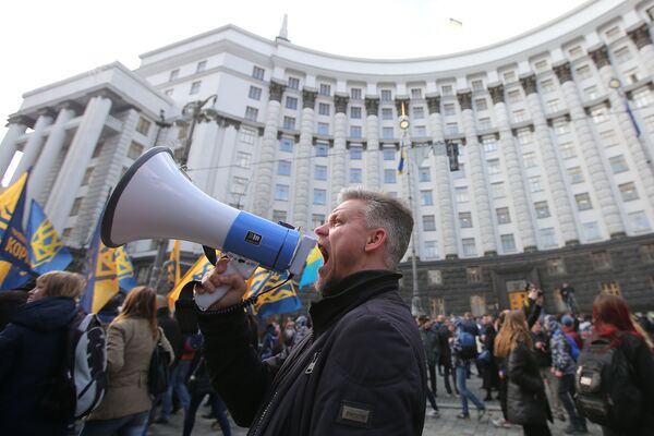 Những người tham gia cuộc biểu tình chống các tài phiệt tại Kiev - Sputnik Việt Nam
