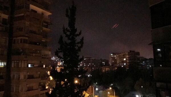 Anti-aircraft fire is seen over Damascus,Syria early April 14, 2018 - Sputnik Việt Nam