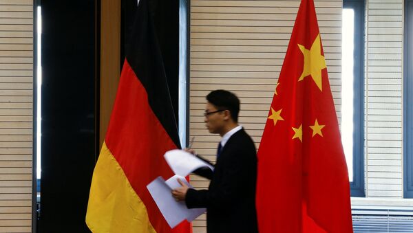 Cờ của Đức và Trung Quốc - Sputnik Việt Nam