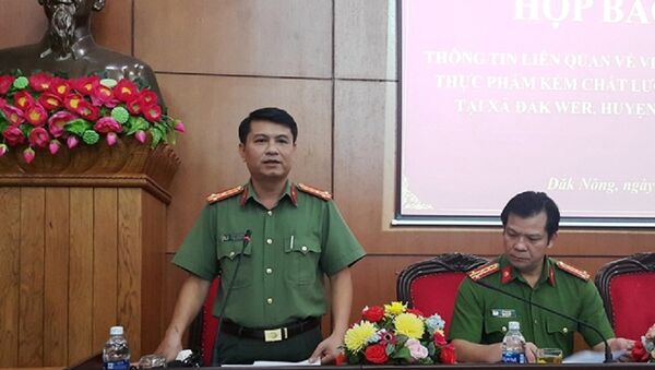 Thượng tá Phạm Thanh Bình thông tin vụ việc tại buổi họp báo - Sputnik Việt Nam