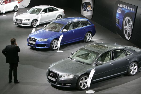 Những chiếc xe Audi mới nhất được trưng bày tại cuộc họp báo hàng năm ở Ingolstadt, miền nam nước Đức hôm 11/3/2018 Những chiếc xe Audi mới nhất được trưng bày tại cuộc họp báo hàng năm ở Ingolstadt, miền nam nước Đức hôm 11/3/2018 - Sputnik Việt Nam