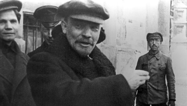 Vladimir Lenin ở Tòa nhà Xô-viết. Mátxcơva. Năm 1919. - Sputnik Việt Nam
