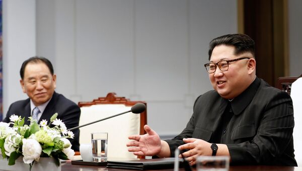 Lãnh tụ của CHDCND Triều Tiên Kim Jong-un trong cuộc gặp Thượng đỉnh liên Triều - Sputnik Việt Nam