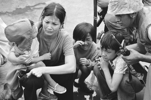Vì sao Việt Nam thắng lợi trong Tổng tiến công và nổi dậy mùa Xuân 1975? Vì sao Việt Nam thắng lợi trong Tổng tiến công và nổi dậy mùa Xuân 1975? - Sputnik Việt Nam