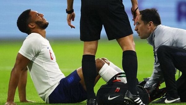 Joe Gomez không còn hy vọng tham dự World Cup với đội tuyển Anh. - Sputnik Việt Nam