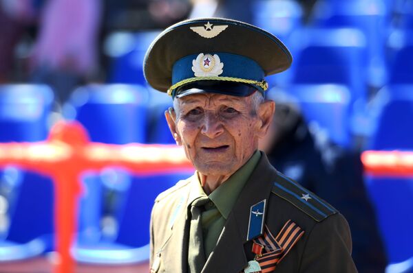 Cựu chiến binh trong ngày lễ Chiến thắng - Sputnik Việt Nam